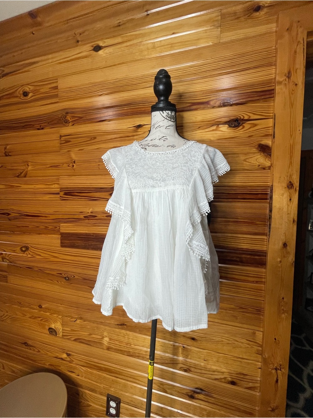 Anthropologie White Lace Flutter-Sleeve Blouse